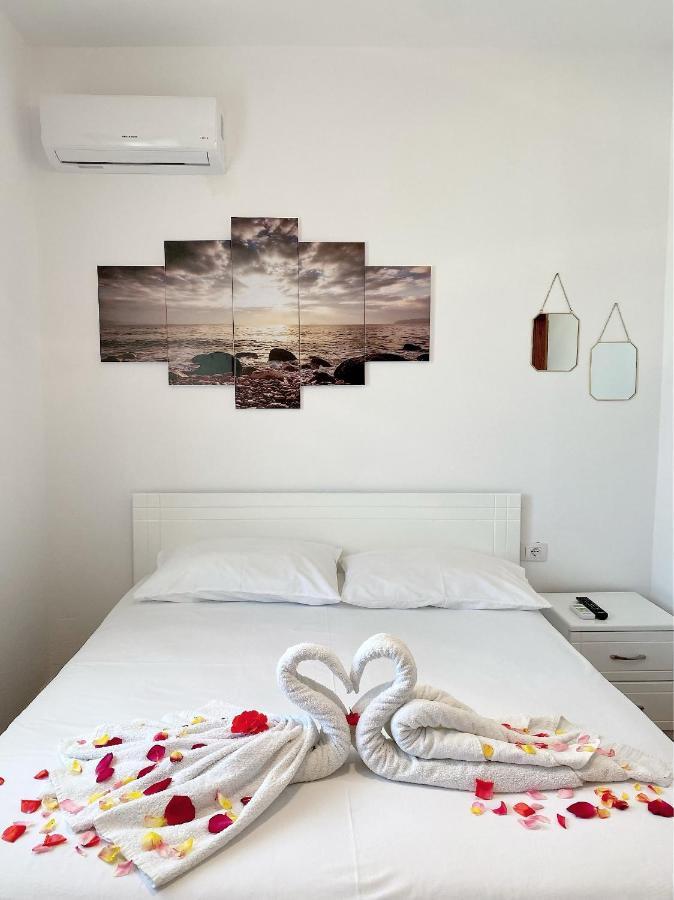 Vila Arlind * Vlorë