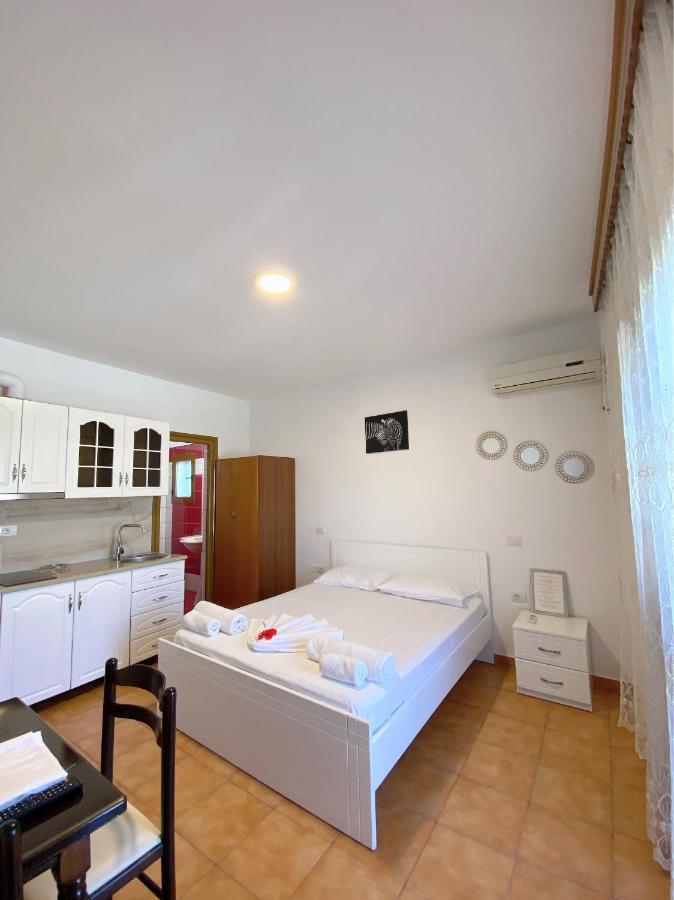 Vila Arlind Vlorë