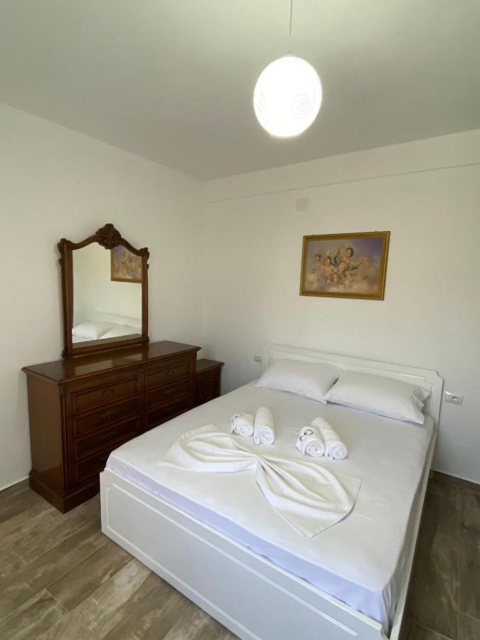 Vila Arlind Vlorë