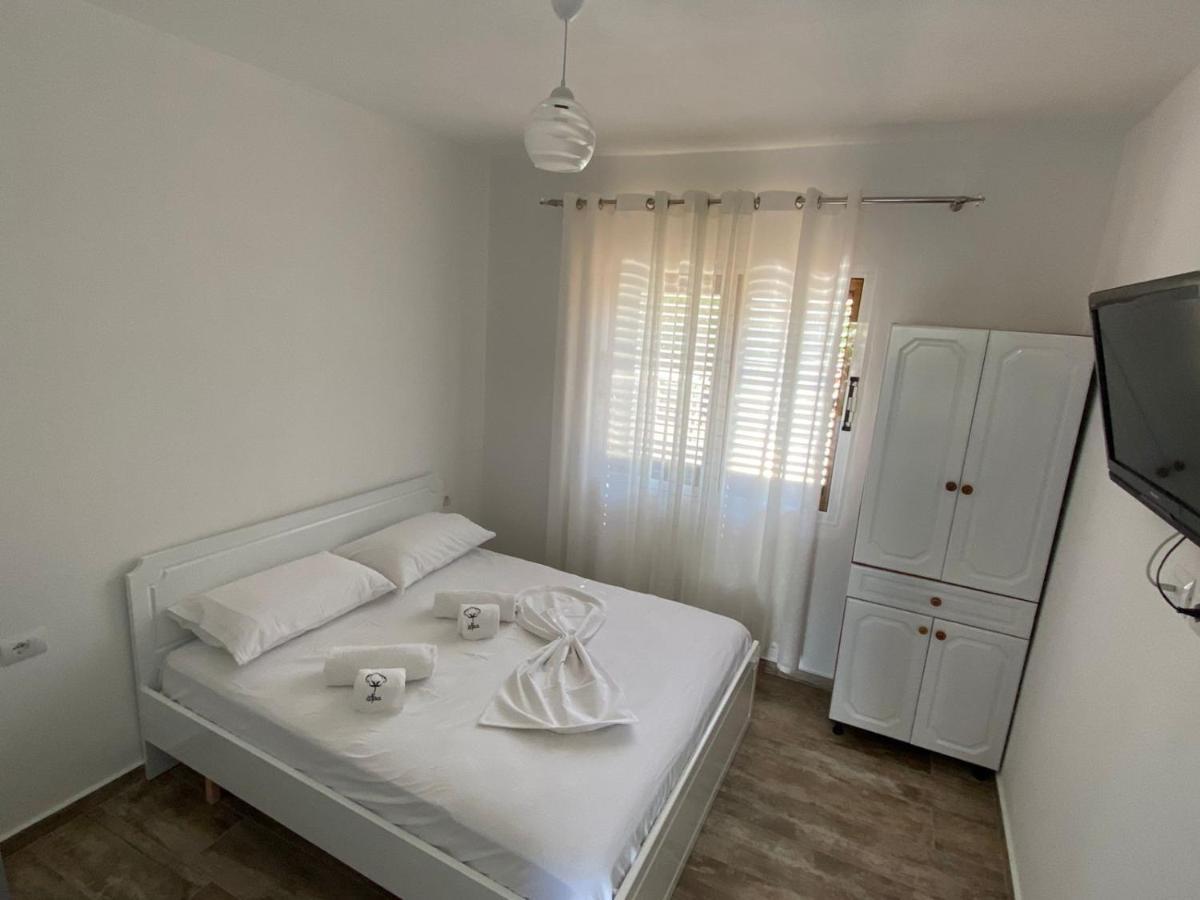 Vila Arlind * Vlorë